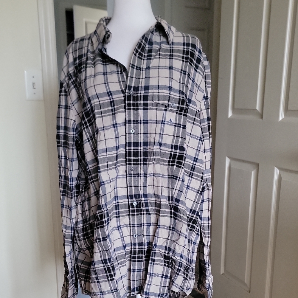 American Eagle Outfitters Slim Fit Size Extra Large Plaid Button-Up Shirt